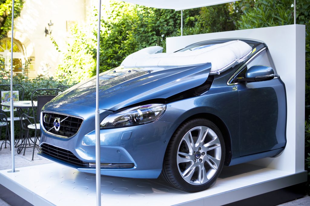 Volvo V40 D4 Geartronic Momentum airbag (2012)