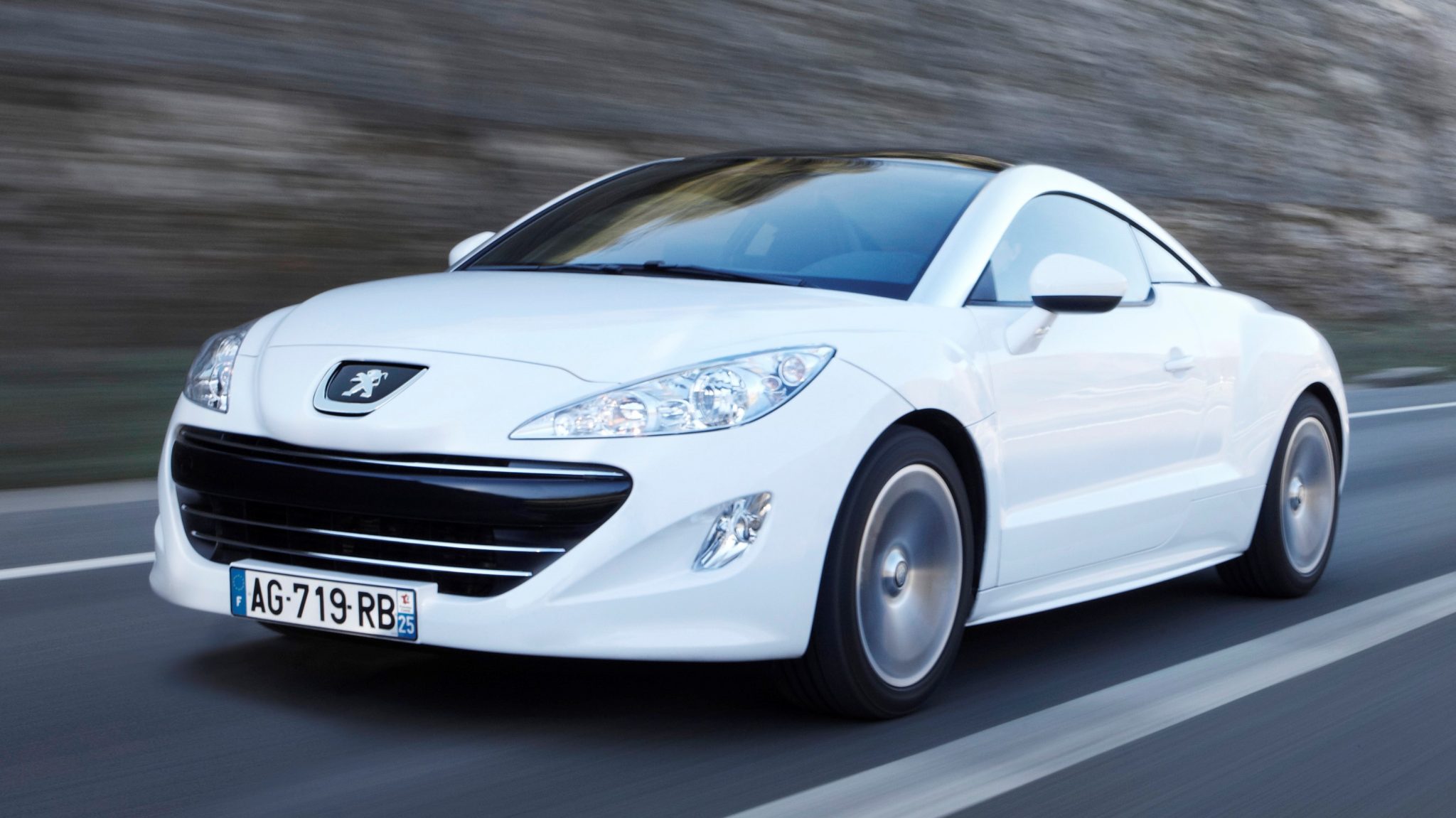 Peugeot RCZ (2013)