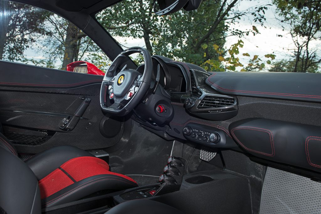 Ferrari 458 Speciale interieur (2014)