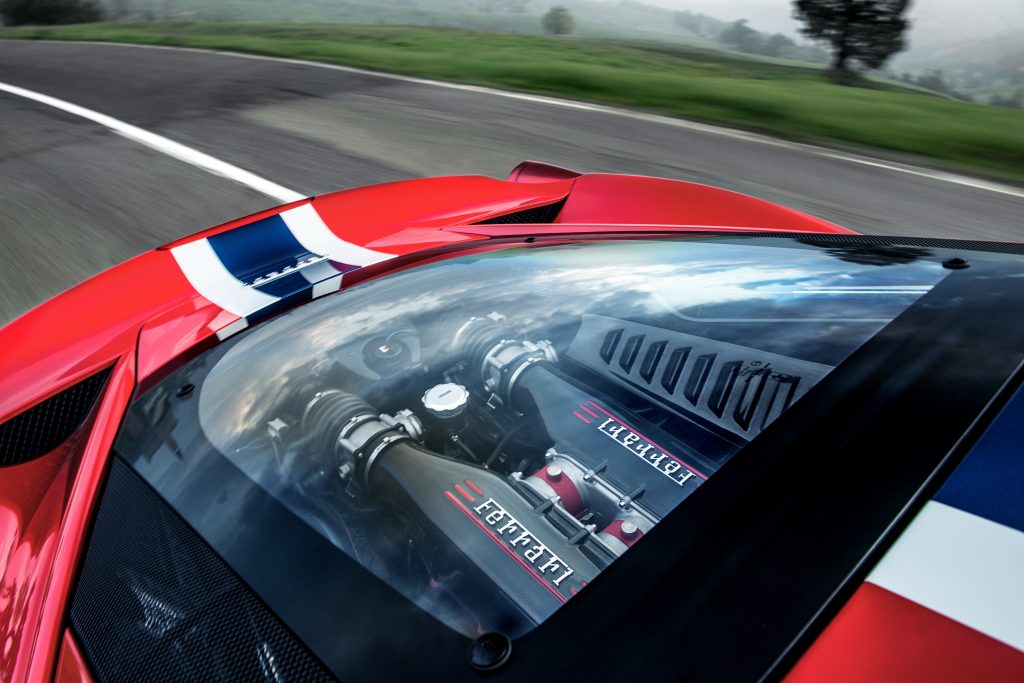 Ferrari 458 Speciale motor (2014)