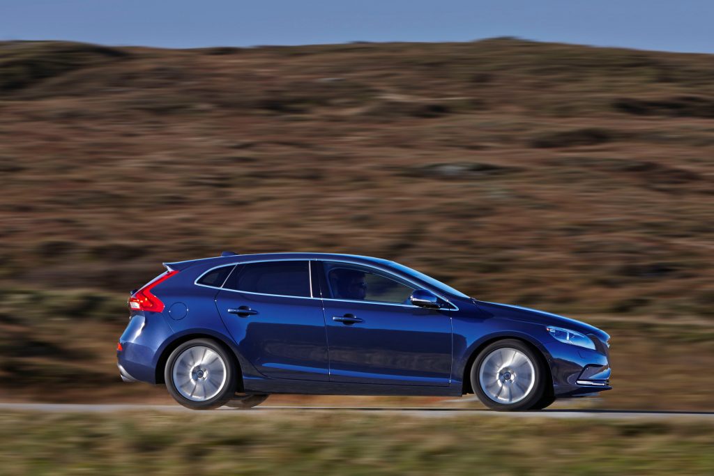 Volvo V40 D4 Business (2014)