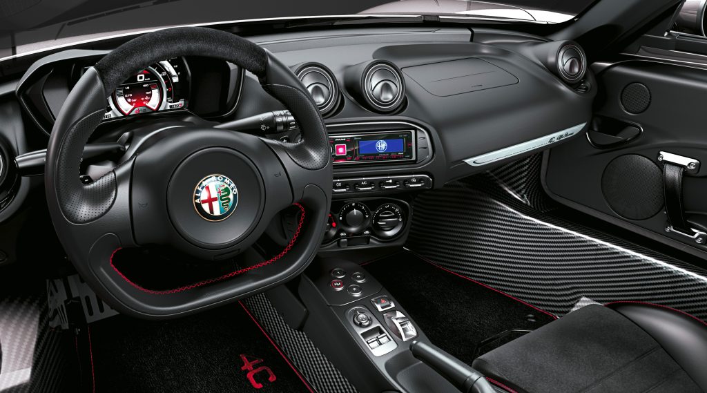 Alfa Romeo 4C Spider dak interieur (2015)