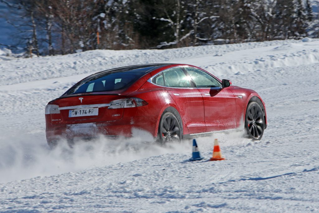 Tesla Model S P90D Ludicrous (2016)