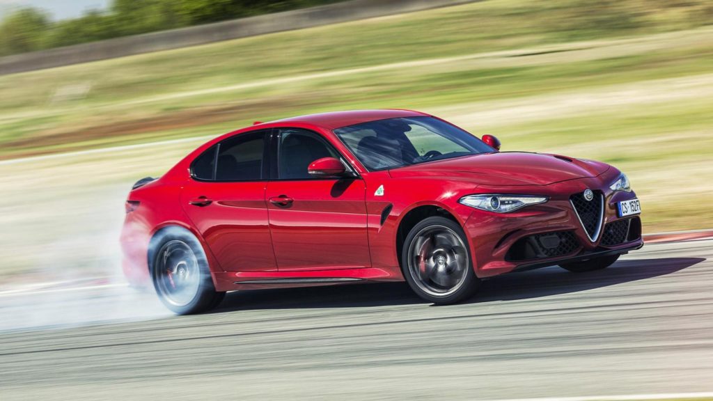 Alfa Romeo Giulia Quadrifoglio drift