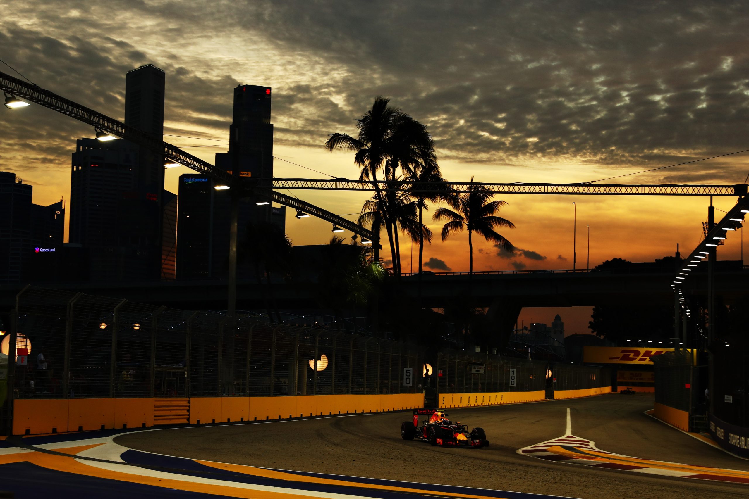 1e vrije training van de gp van singapore
