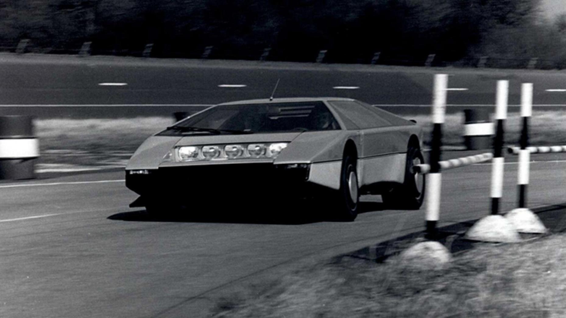 Aston Martin Bulldog