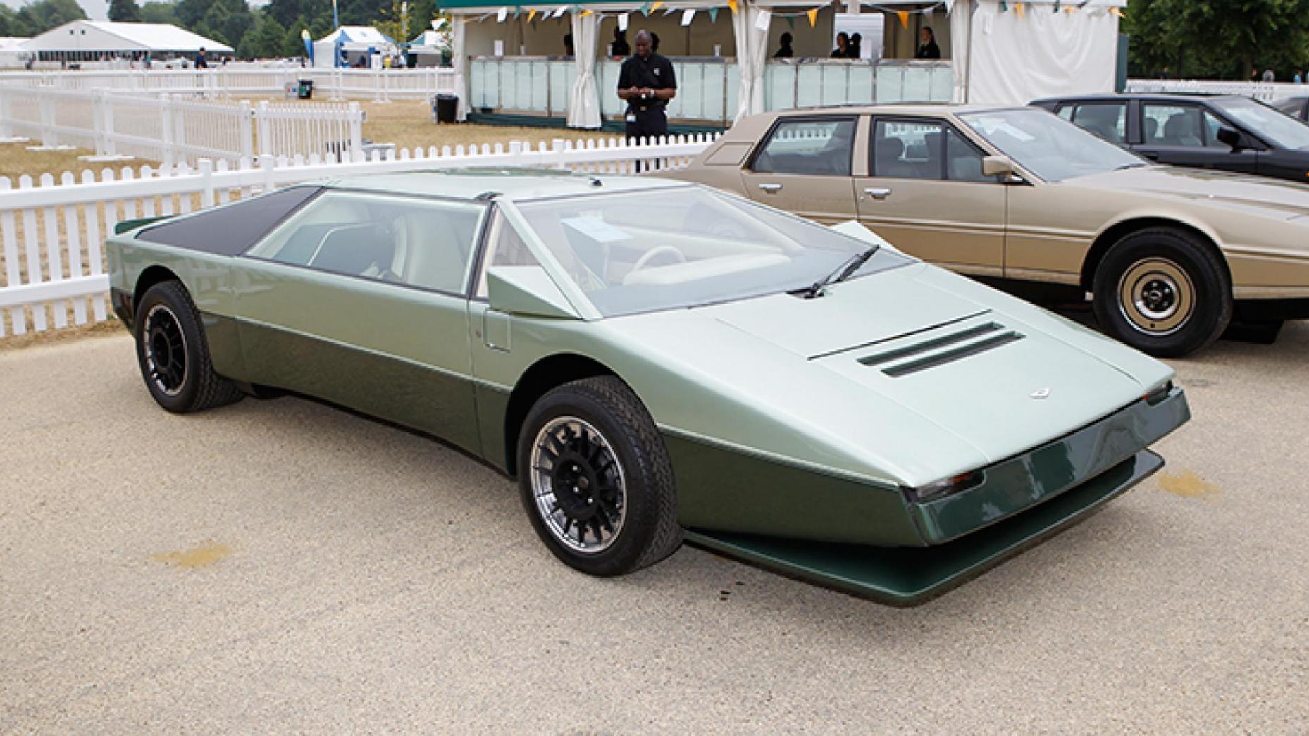 Aston Martin Bulldog