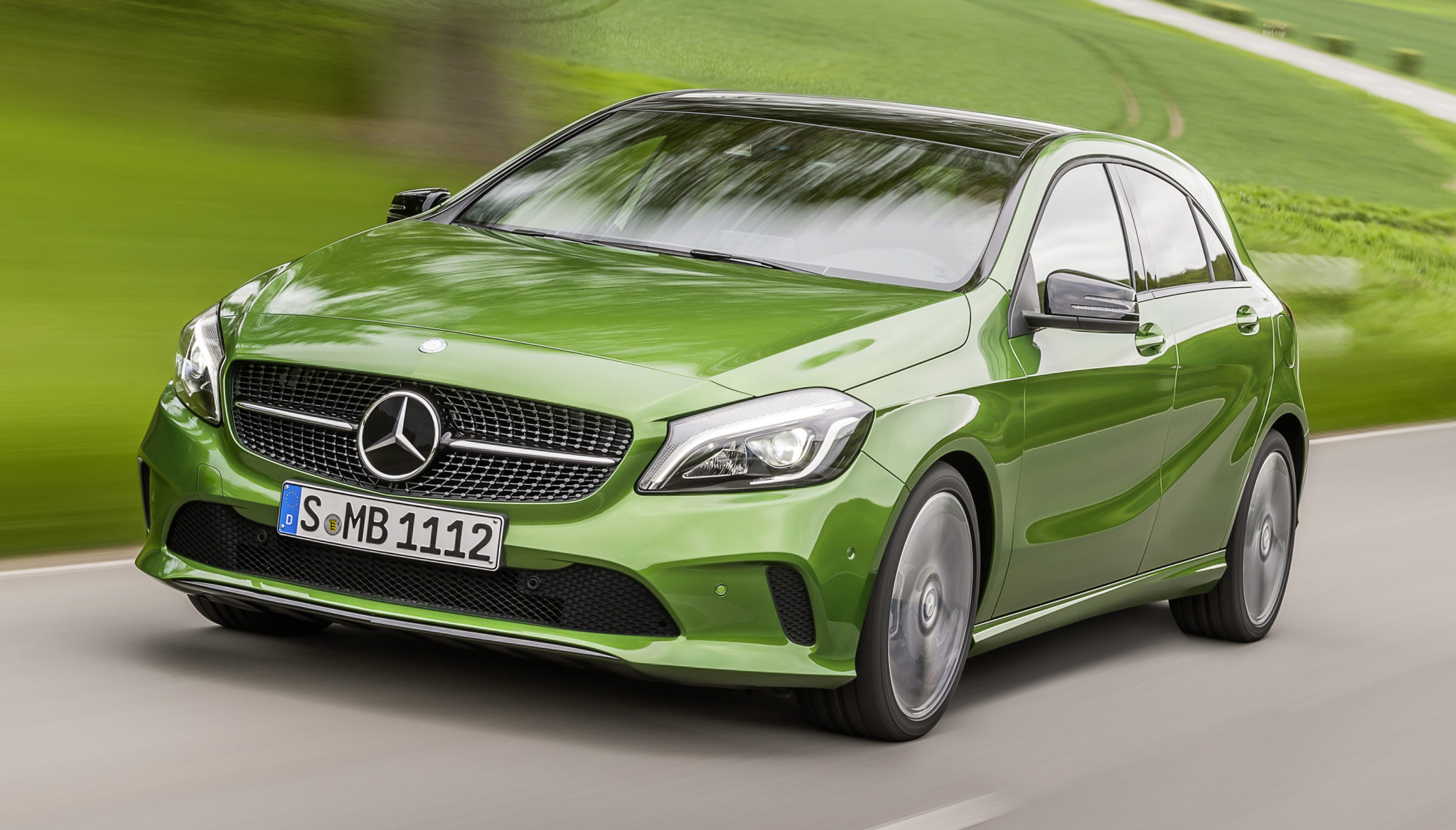 mercedes a-klasse diamand grille
