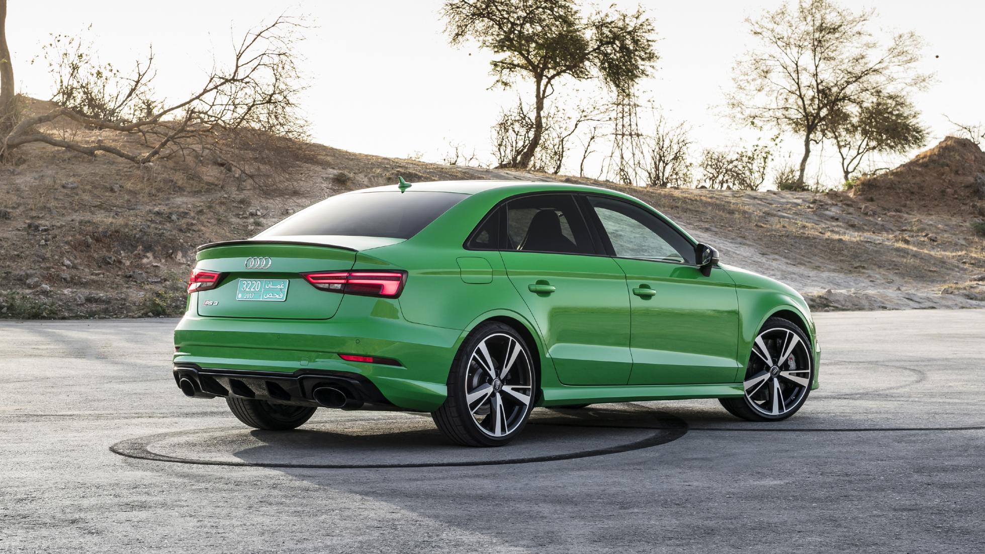 Audi RS 3 Limousine 2017 1e rij-indruk groen
