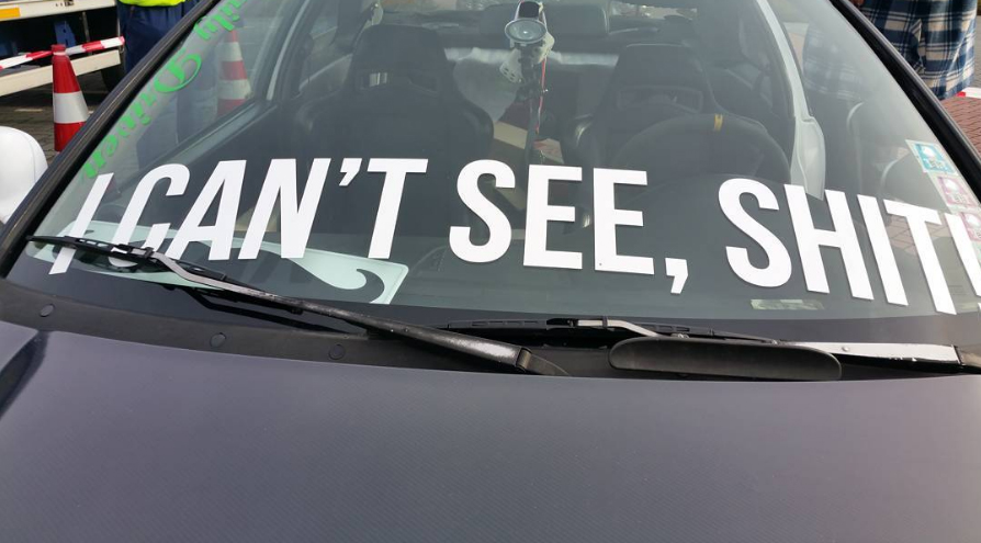 bijzondere voorruit sticker