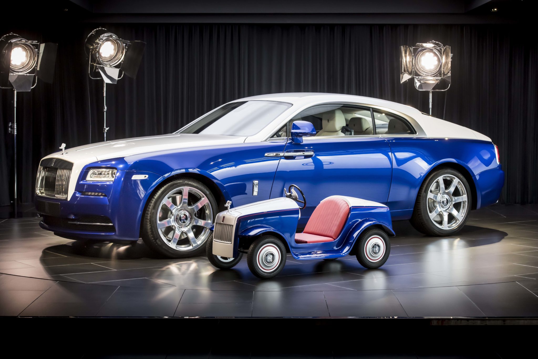 rolls-royce srh ziekenhuis overdracht kinderauto