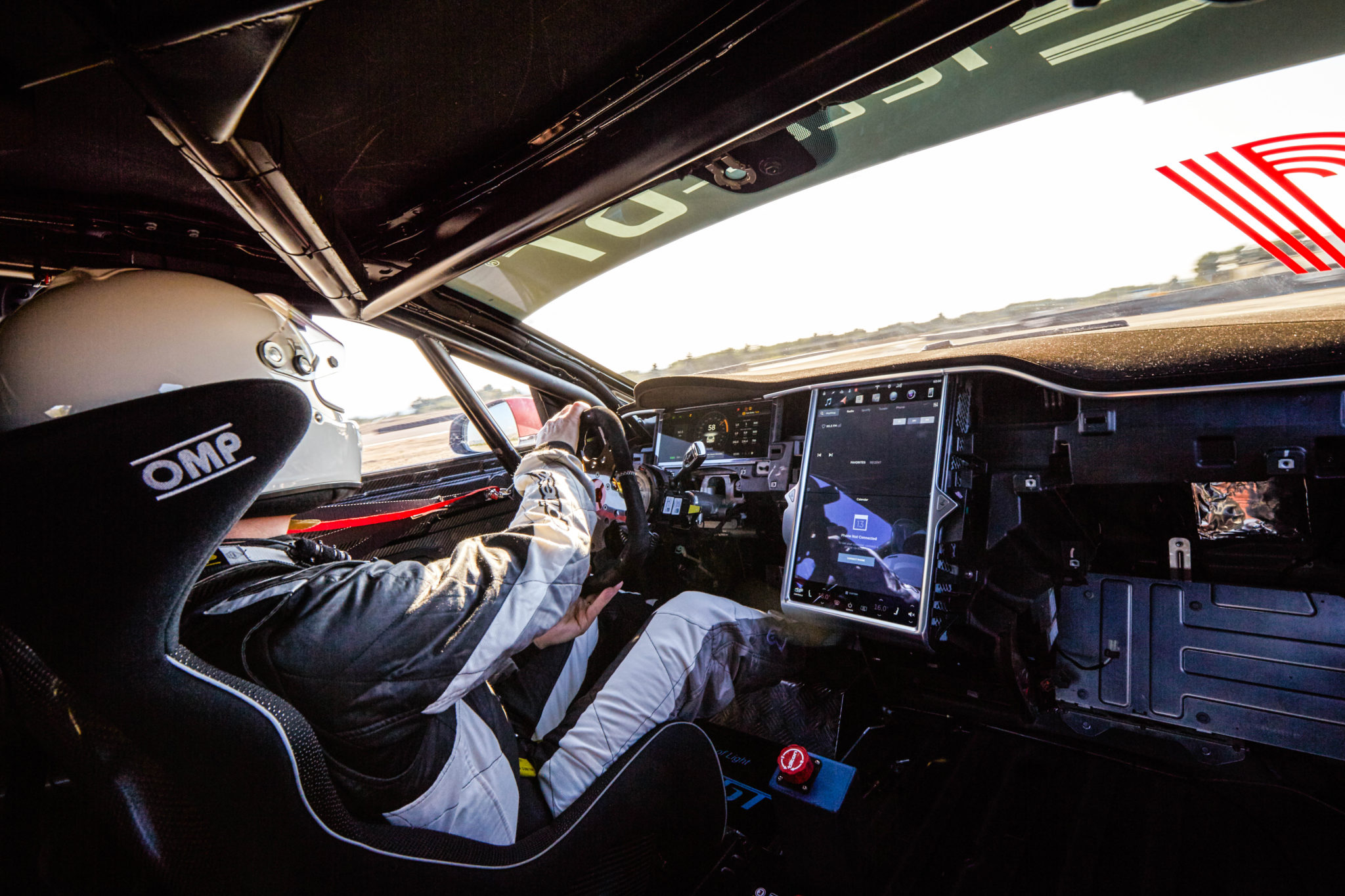 probeer eens een ev beter dan je denkt tesla racer electric GT