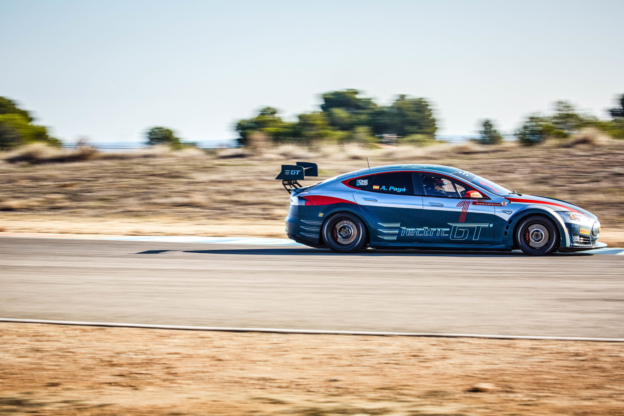 probeer eens een ev beter dan je denkt tesla racer electric GT