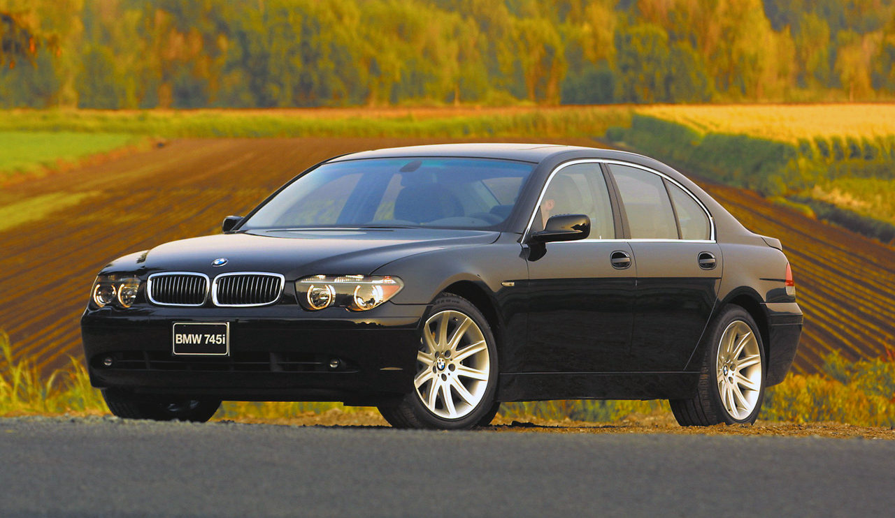 Man vindt zijn BMW terug met 250.000 km minder bmw 745i