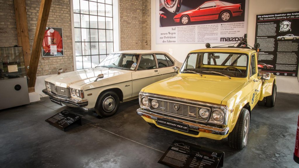 Mazda Road Pacer AP en Mazda Rotary Pick-up (1975)