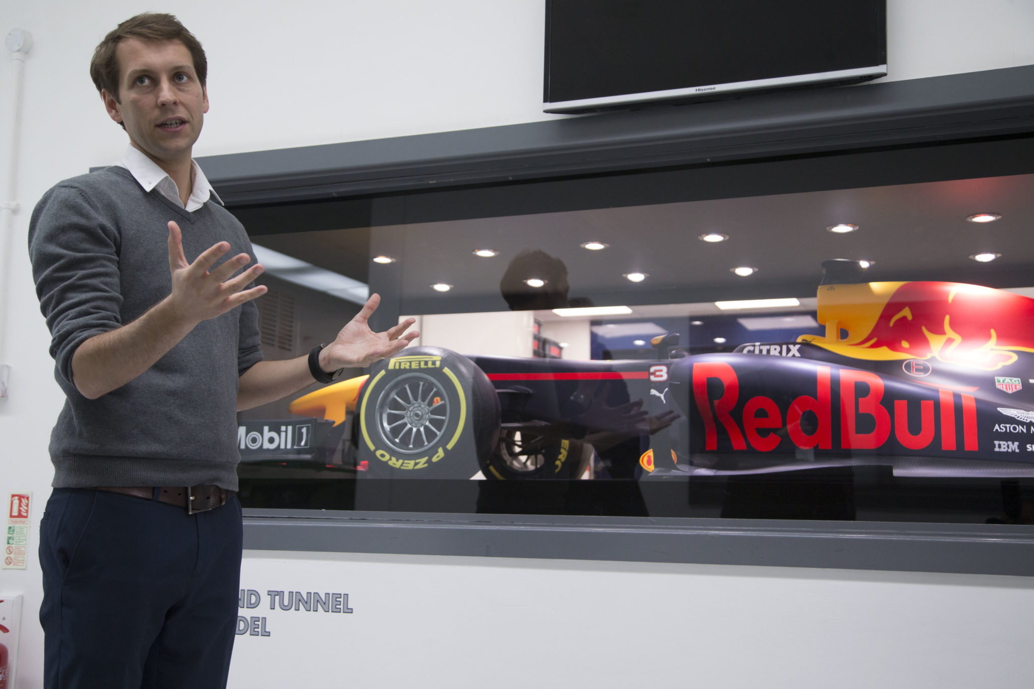 red bull fabriek milton keynes