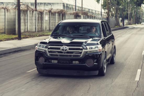 snelste SUV ter wereld toyota land cruiser 2000 pk