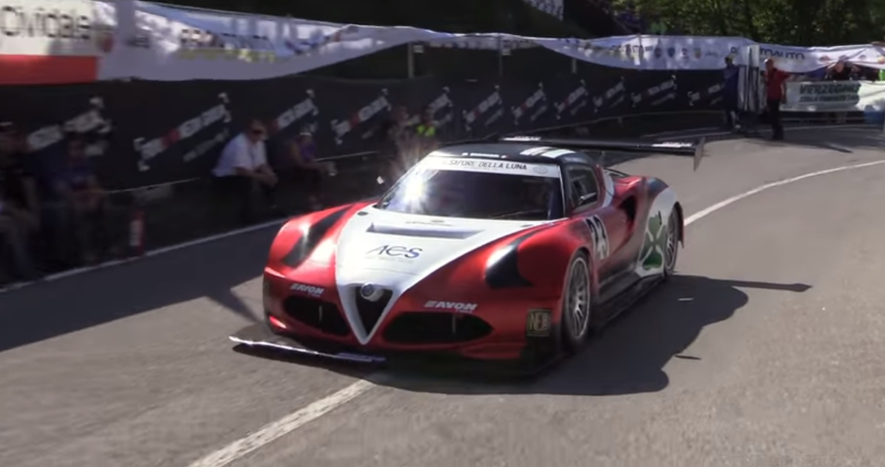 Alfa Romeo 4C met V8