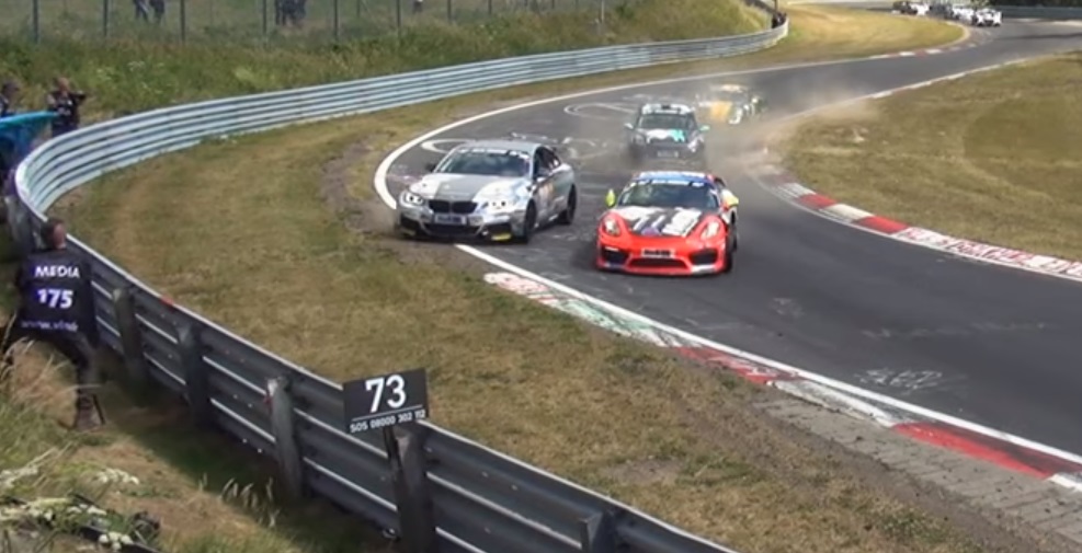Porsche en BMW crashen