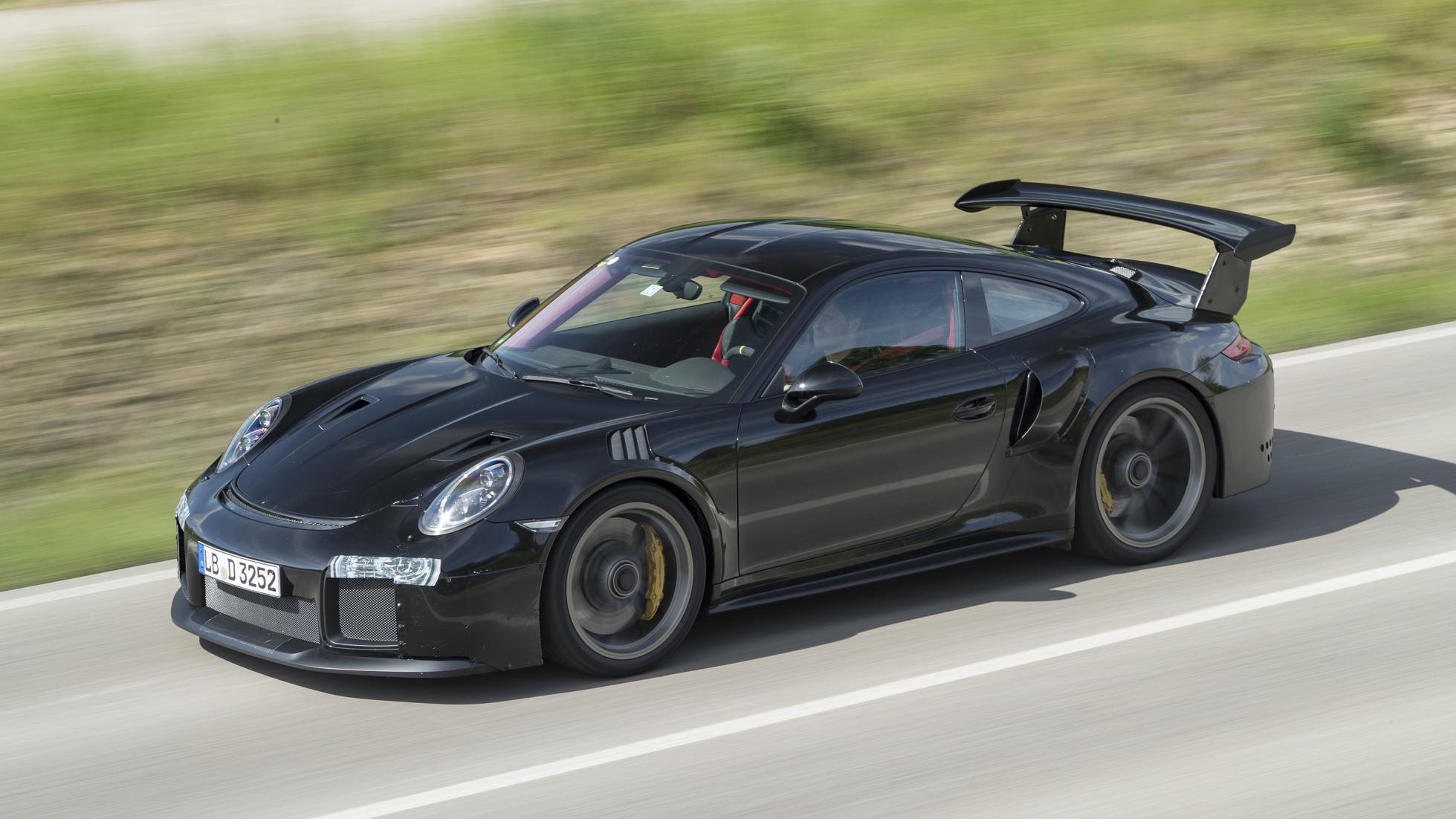 Porsche 911 GT2 RS