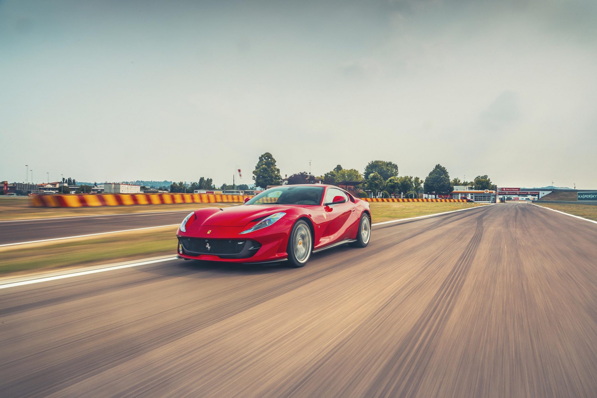 Ferrari 812 Superfast 2017
