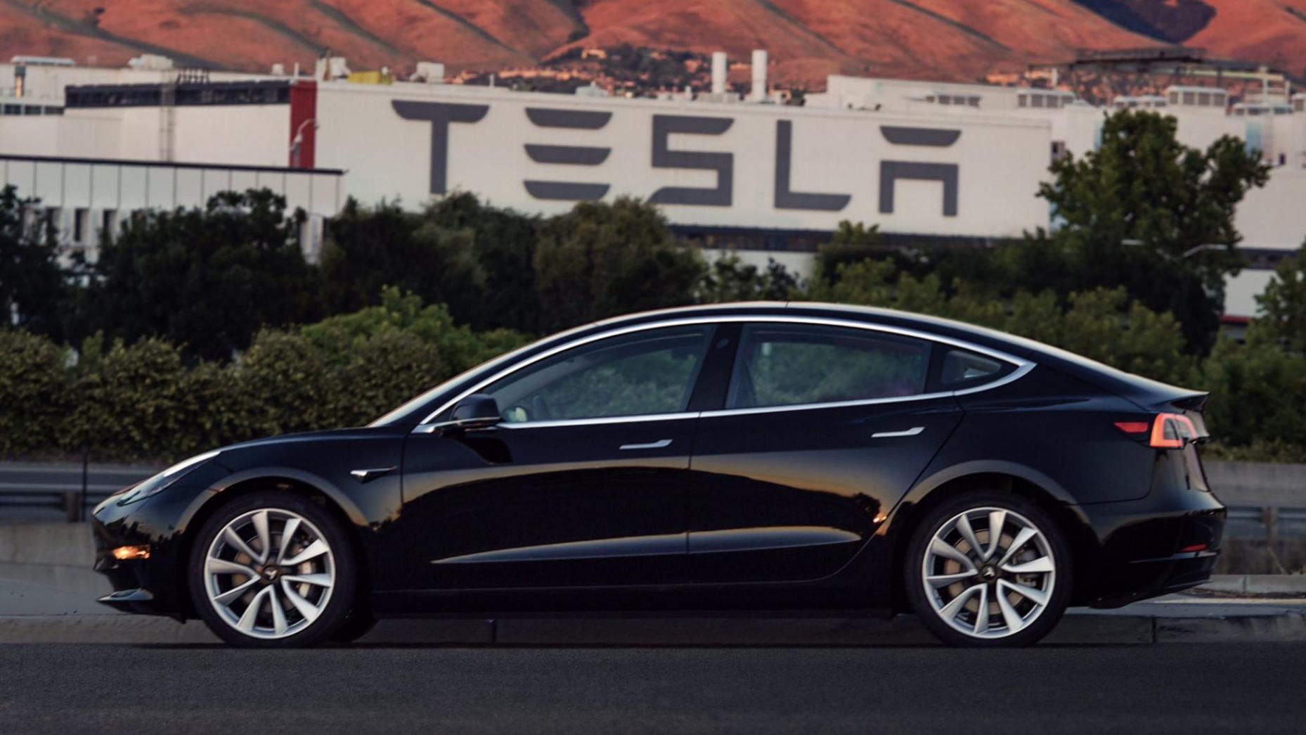 Lancering van de nieuwe Tesla Model 3