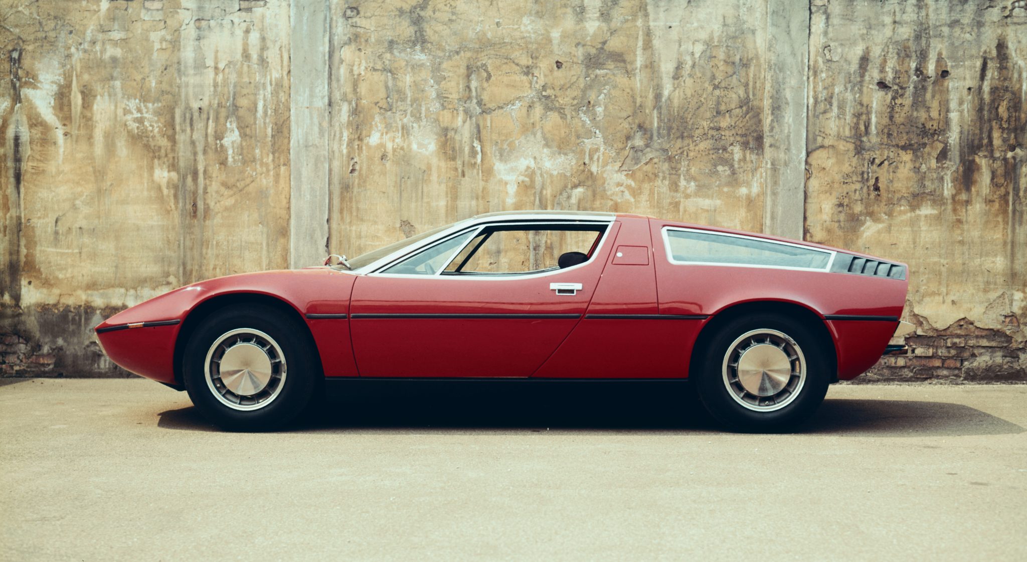 Maserati Bora Factory Tour - Drive - 1972