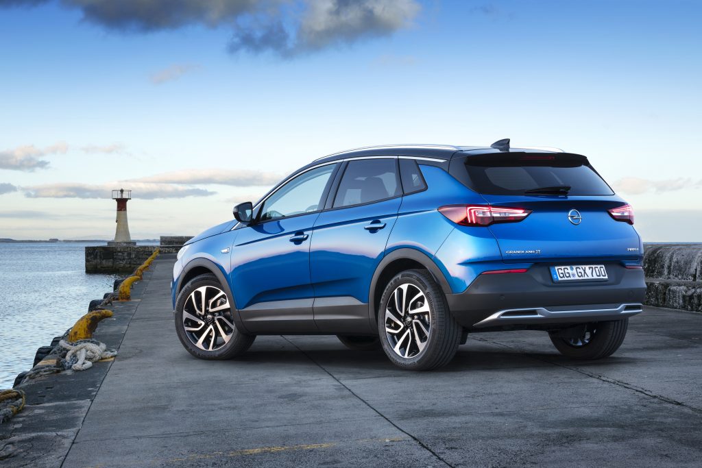 Opel Grandland X 1.2 Turbo Business Executive