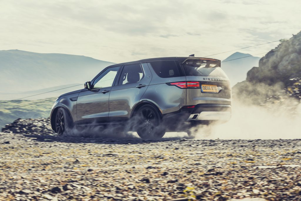 Land Rover Discovery vs zijn rivalen