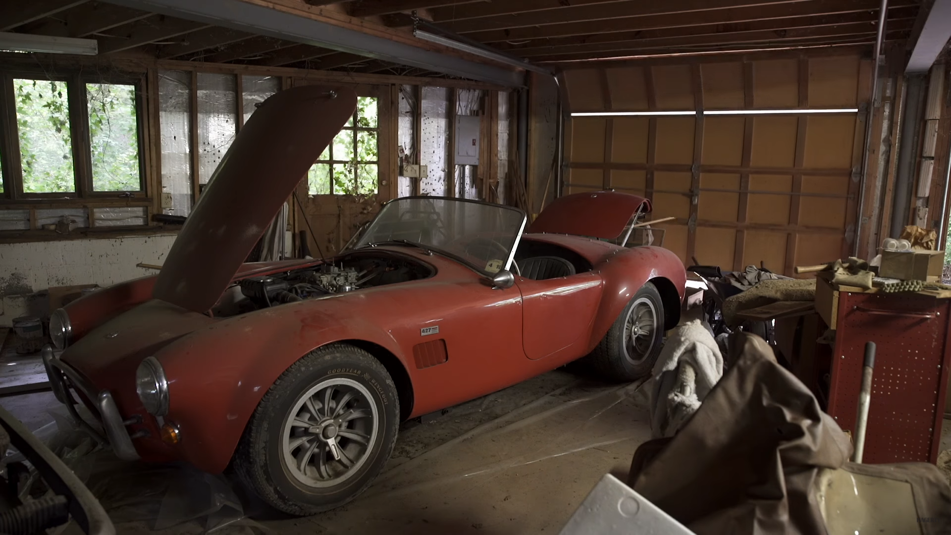 schuurvondst van 4.000.000 dollar shelby cobra 427