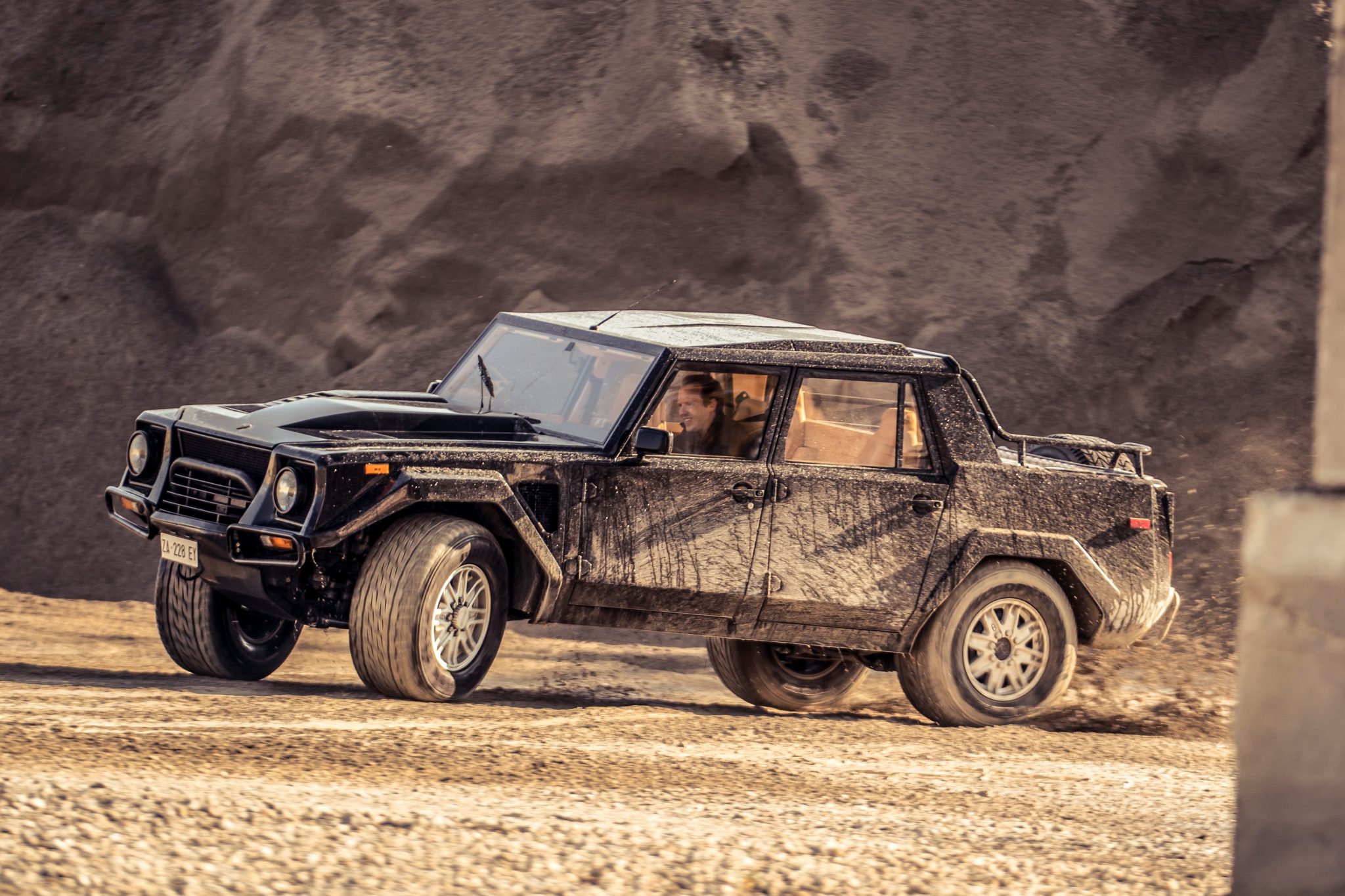 Lamborghini LM002 (1986)