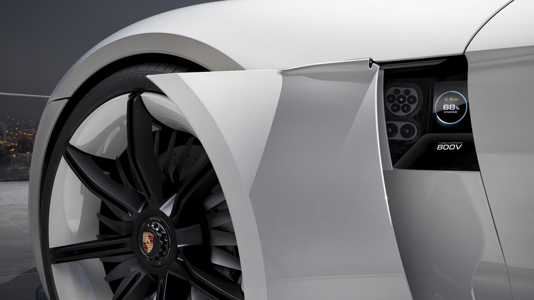 Porsche Mission E stekker