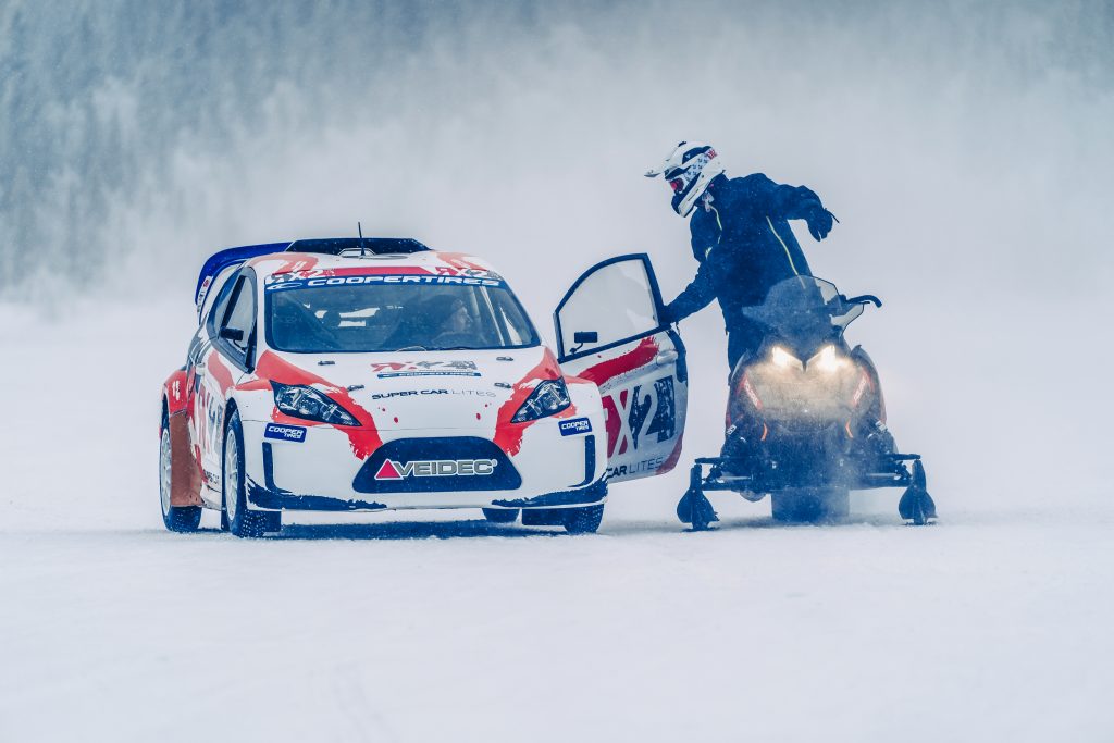 Polaris 800 XCR vs Ariel Nomad vs Ford Fiesta rx2 ijs racer