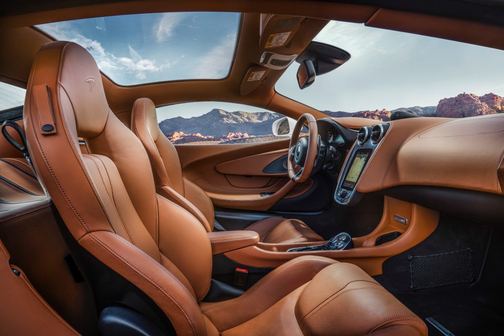 McLaren 570GT Sport Pack interieur (2018)