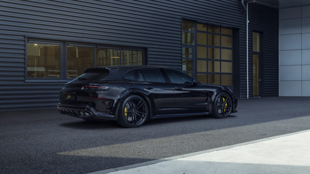 nieuwe auto van DJ La Fuente porsche panamera sport turismo