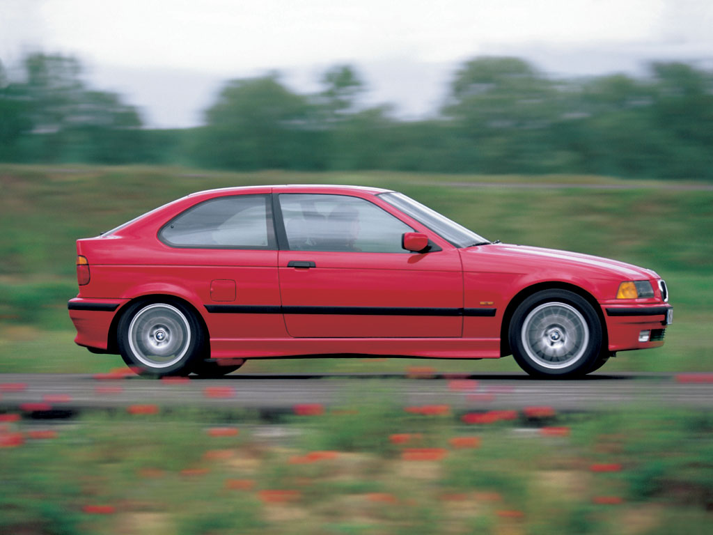 BMW 323ti compact