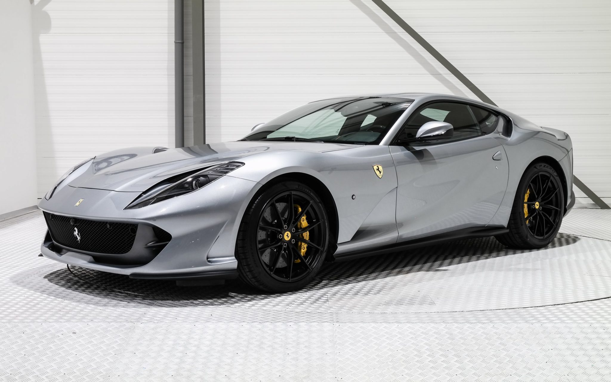 Gumball-Ferrari 812 superfast Afrojack