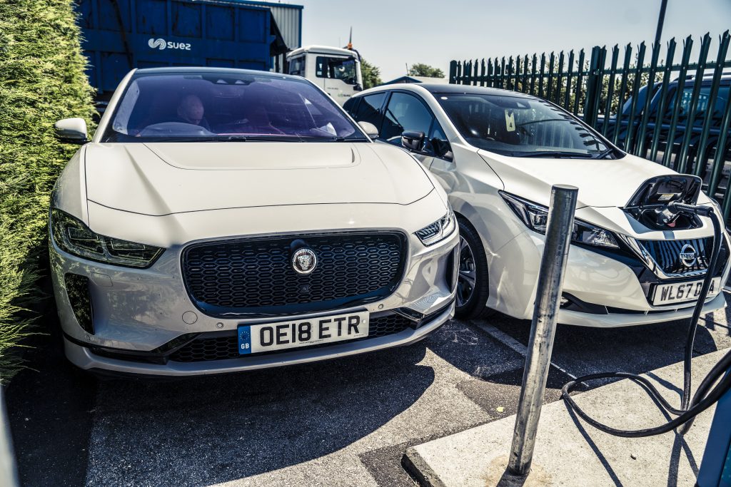Jaguar I-Pace stekker laden