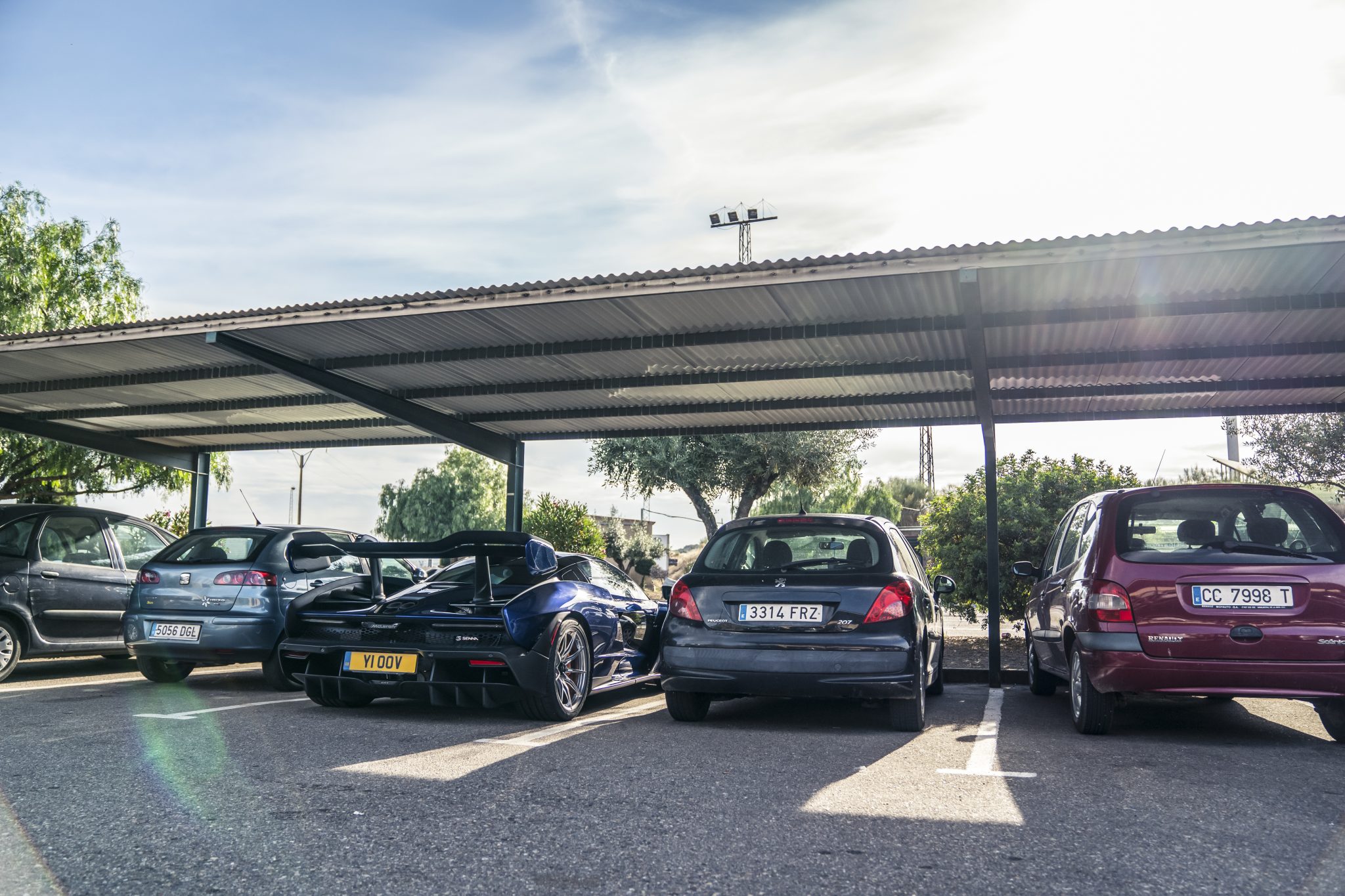 mclaren senna bij de lidl