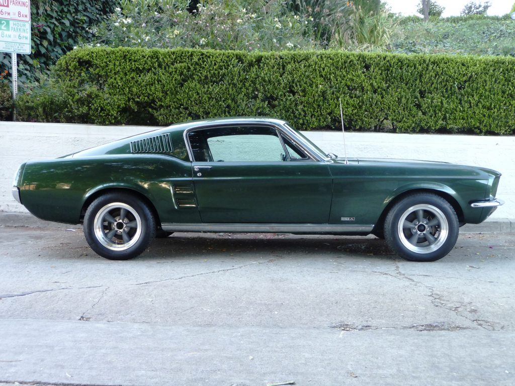 Ford Mustang GT 390 Fastback 68er Highland Green Steve McQueen The Boss