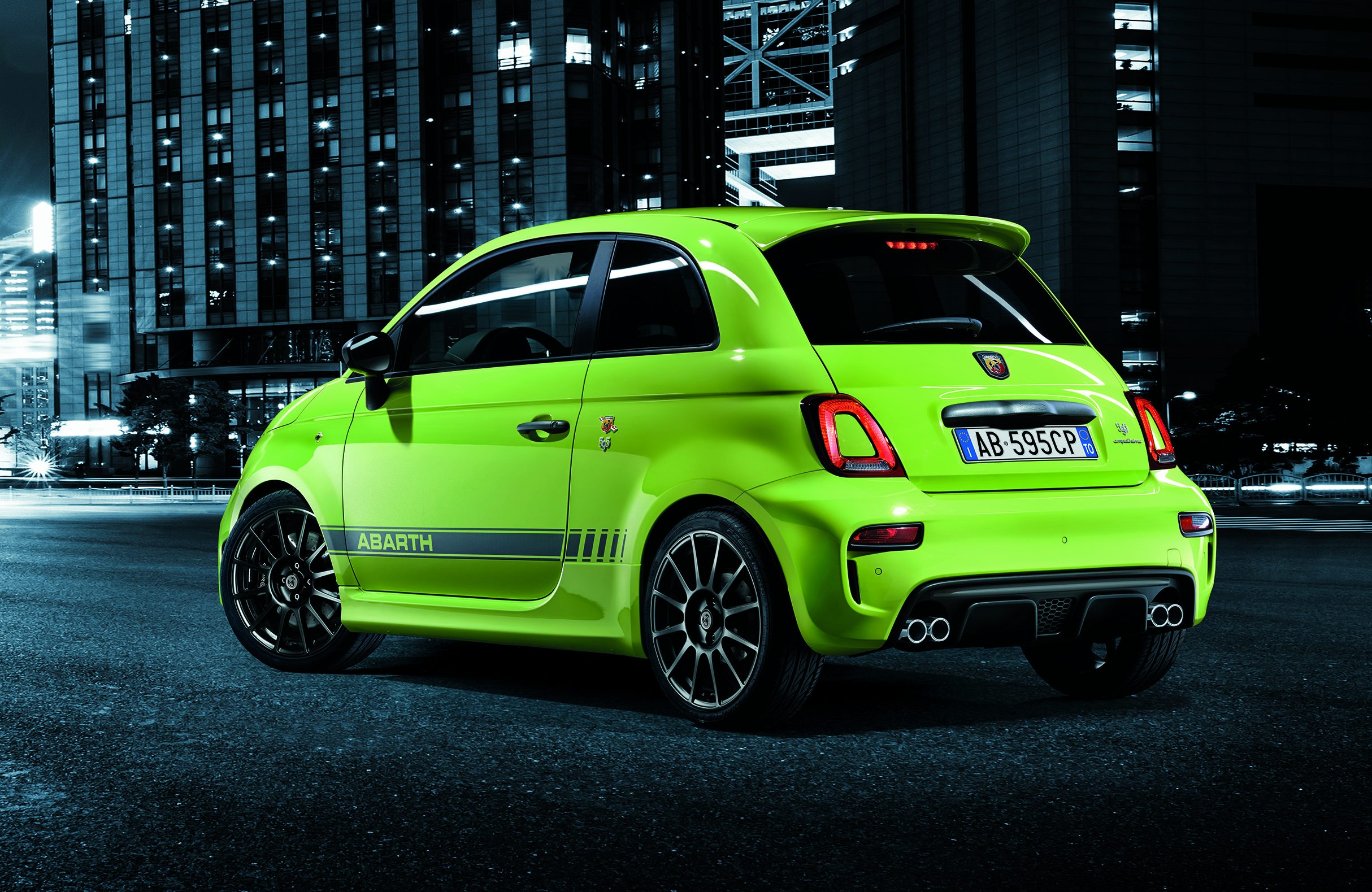 Abarth 595 Competitizone Adrenalina Green