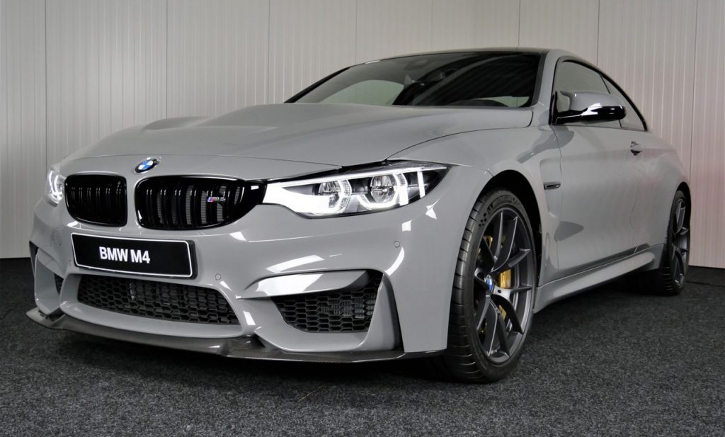 BMW M4 CS