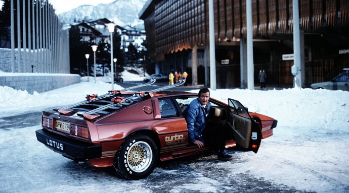 De beste filmauto's aller tijden, volgens TopGear - Lotus Esprit Turbo - For Your Eyes Only