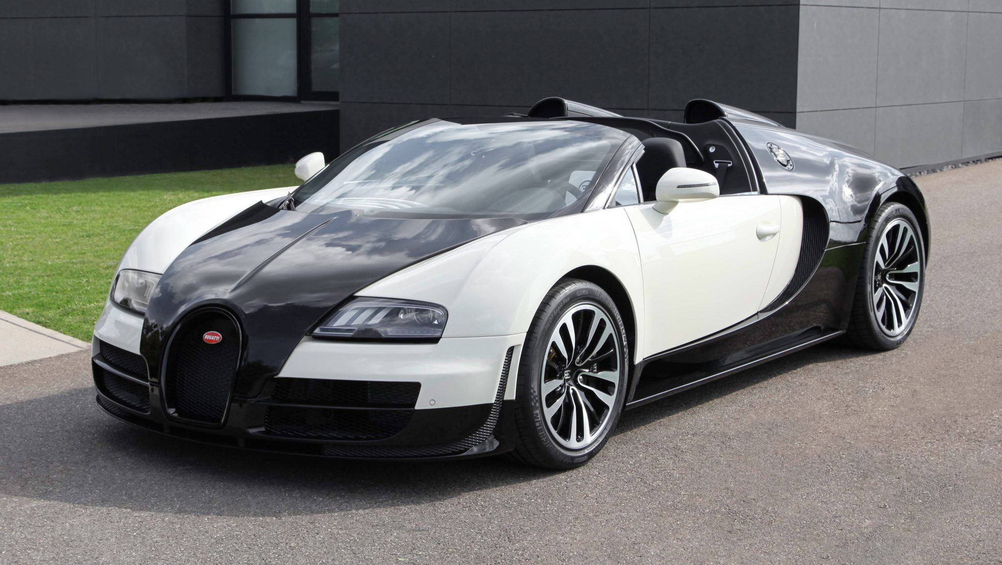 Bugatti Veyron 16.4 Grand Sport Vitesse Lang Lang