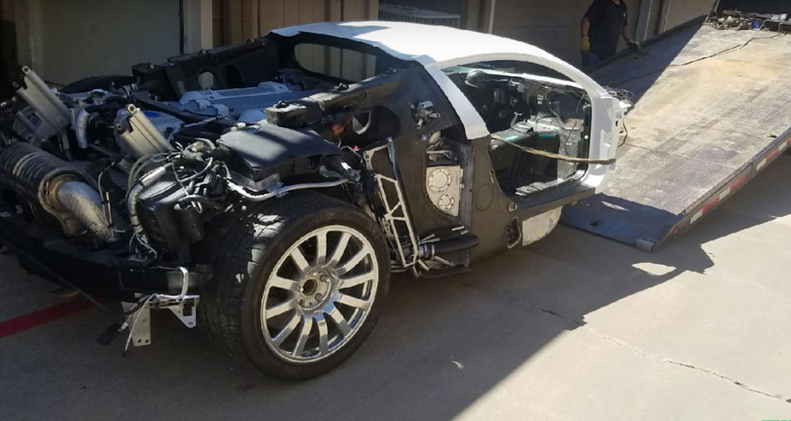 Bugatti Veyron met waterschade