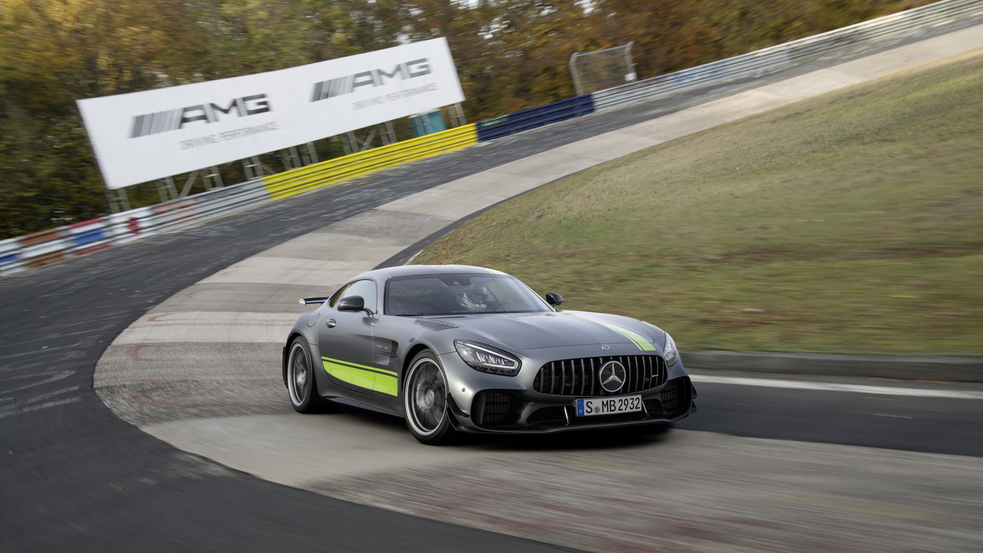 Mercedes-AMG GT R Pro karoussel