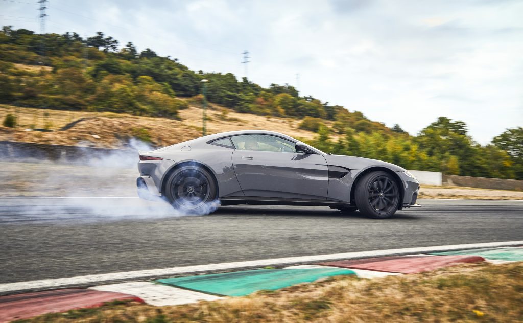 Aston Martin Vantage