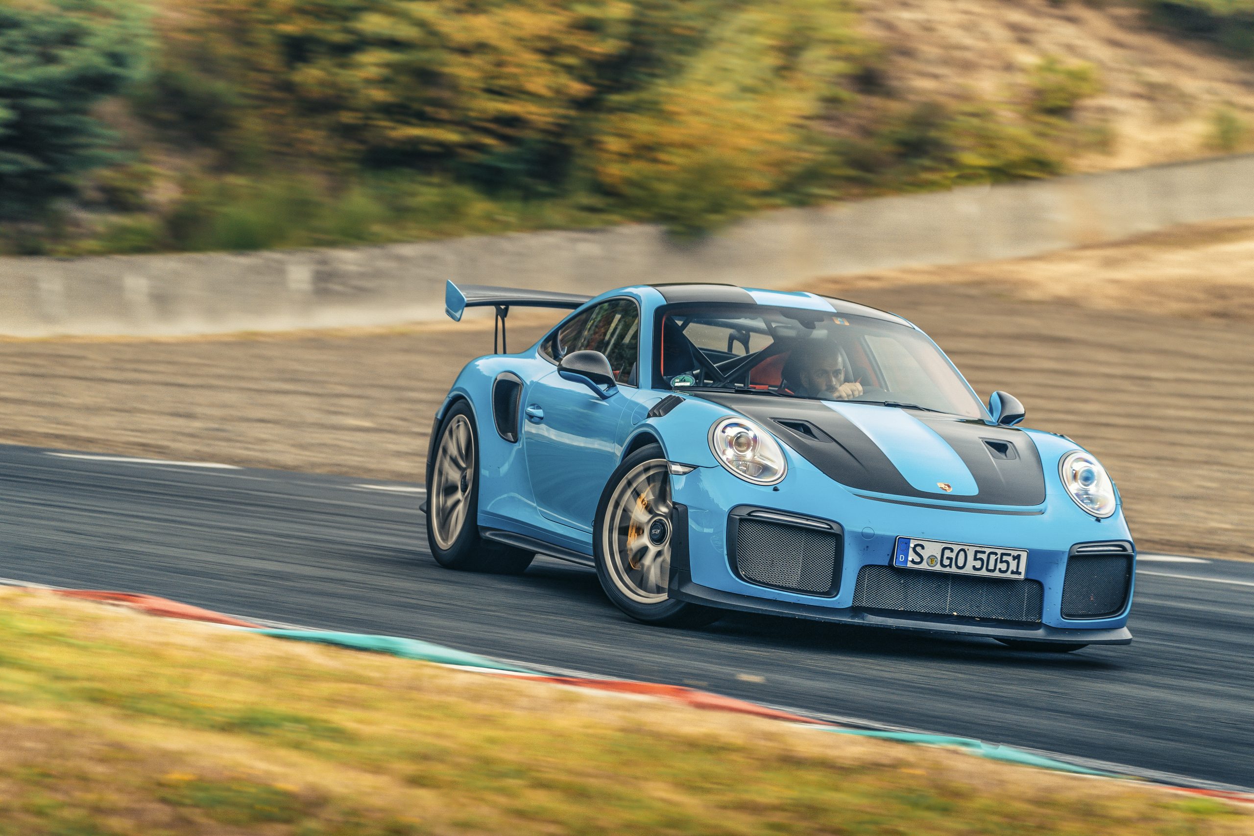Porsche 911 GT2 RS