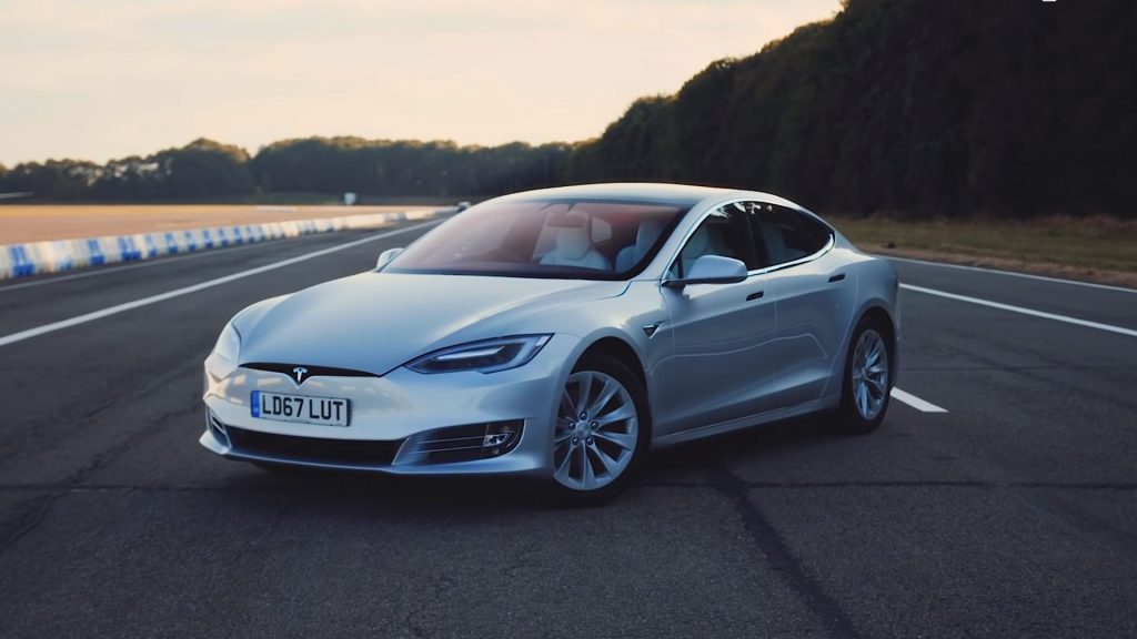 Tesla Model S 75D vs Kia Stinger GT V6