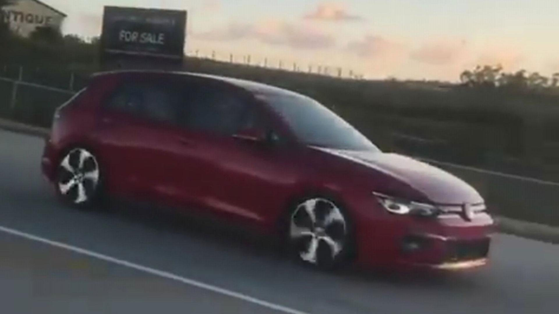 Volkswagen Golf 8 zonder camouflage gespot in Zuid-Afrika